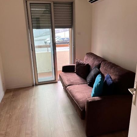 Superbe Appartement Au Bord De Plage Cros De Cagnes Exterior foto