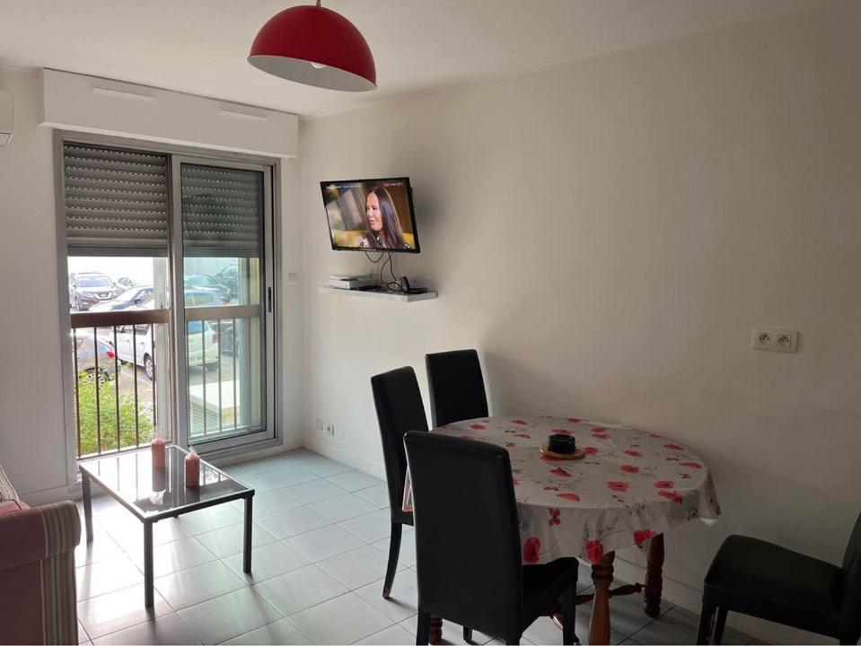Superbe Appartement Au Bord De Plage Cros De Cagnes Exterior foto